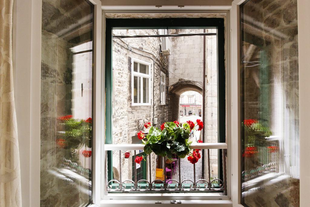 Apartment Stone Split Chambre photo